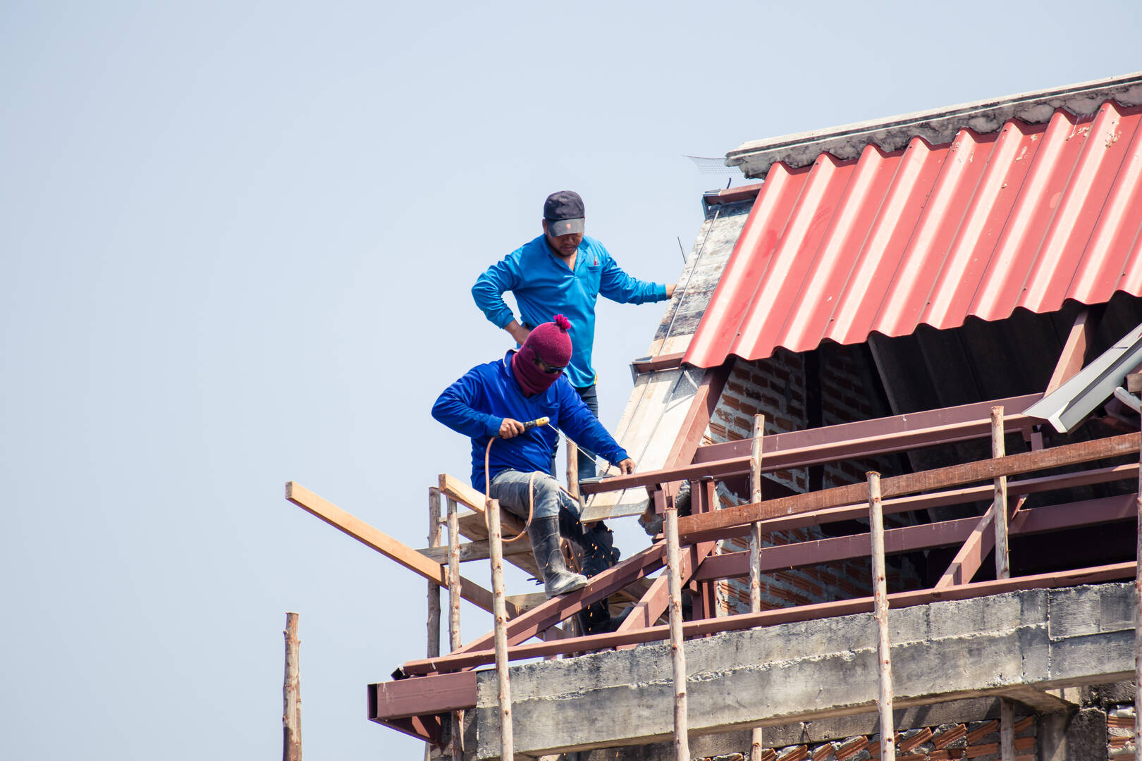 E-Squared Roofing LLC